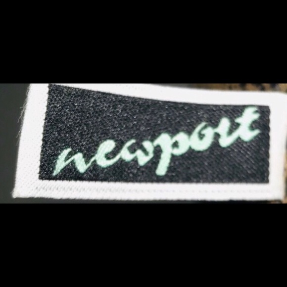 New Reversible Newport Pillow Pattern “Congo” USA
